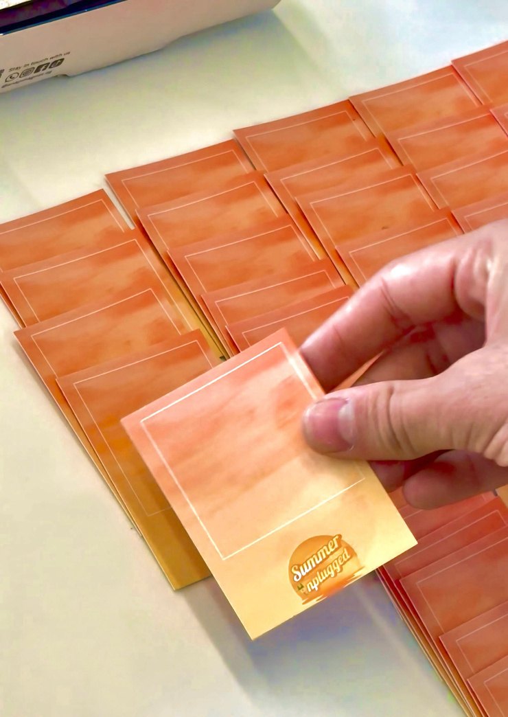 e& etisalat magnet cards