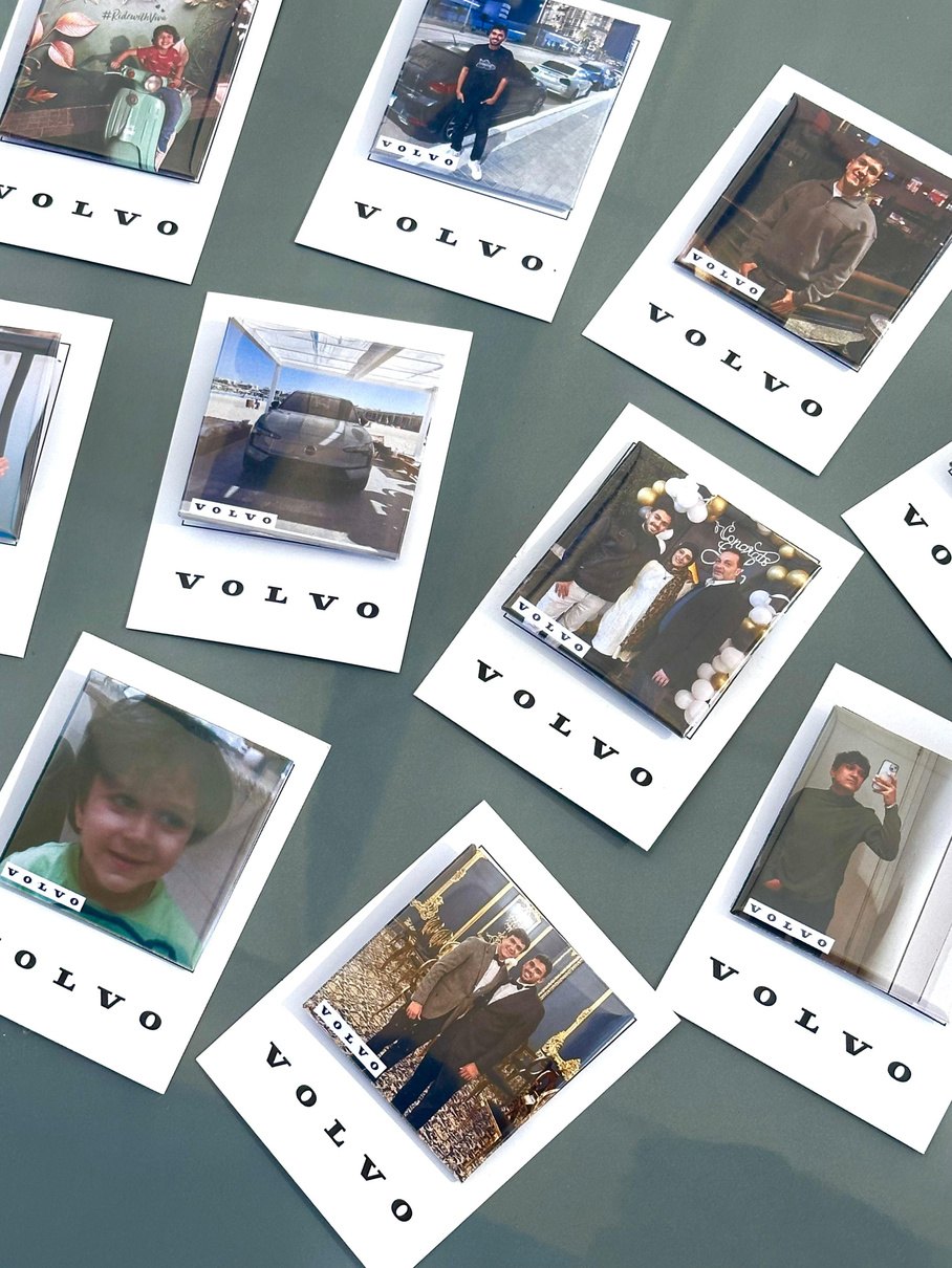 Volvo magnet cards
